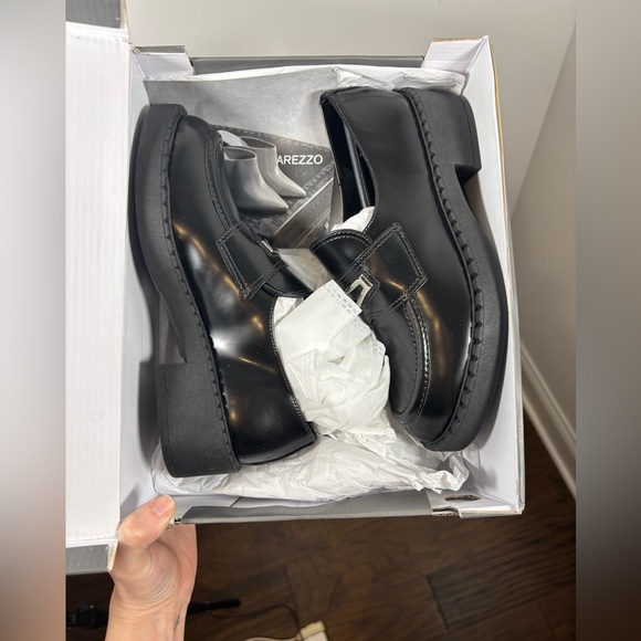 NEW IN BOX Arezzo Brazil Black Leather Loafers size 5.5 - Picture 3 of 5